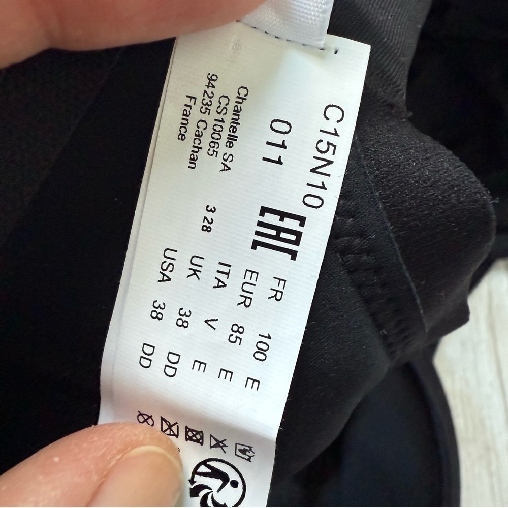 Bare Essential Underwire Seamless Minimizer Bra C… - image 3